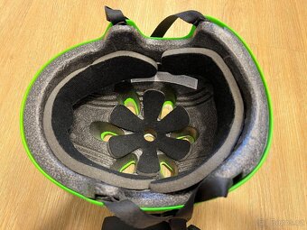 Dětská helma na kolo - velikost S/M 53-56cm - 3