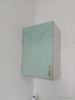 Starší kuchyňská linka - 3