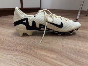 Kopačky Nike Zoom Mercurial Vapor 15 Academy FG/MG - 3
