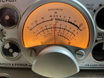 Nagra IV-STC s napájecím zdrojem, kabely a dokumentací na CD - 3