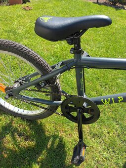 BMX 20" Wipe 300 - 2 zánovní kola skoro nepoužité + helma - 3