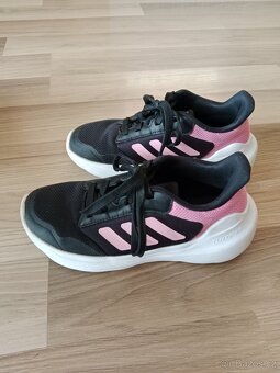 Botasky Adidas - 3