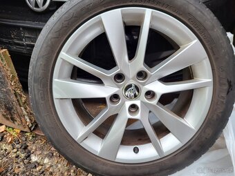 17" Letní Škoda TRIUS Octavia III 5E RS Original Alu 5x112 - 3