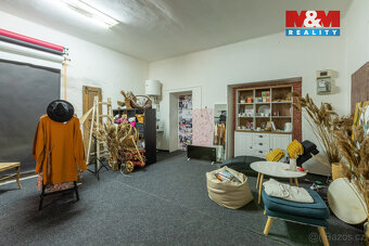 Prodej obchodního objektu, 1353 m², Louny, ul. Mírové náměst - 3