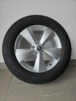 Orig. Škoda Kodiaq 5x112 Zimní 215/65/17 - Top - 3