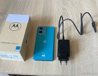 Mobilní telefon - 3