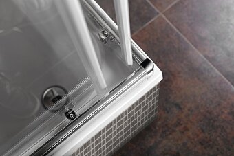 Prodám čtvercovou sprchovou zástěnu - 3