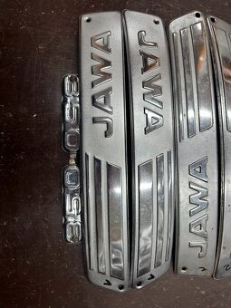 PRedám boční lišty nádrže s nápisom JAWA 350/634 - 3
