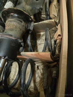 Tlumiče a pružiny Tesla model 3 2021 Shanghai - 3