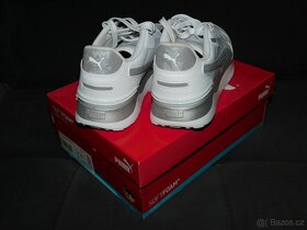 Dámské bílé sportovní boty Puma - 3