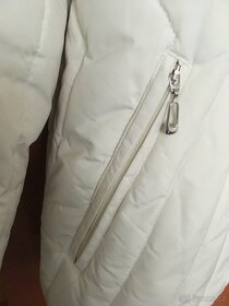 Bílá péřová bunda XL - 3