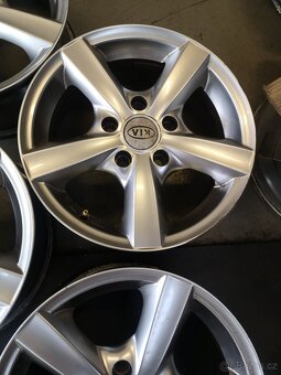 Alu kola 5x114,3 r15 - 3