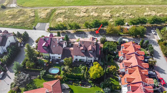 Prodej rodinný dům 5+kk, na pozemku 310 M2, Benice, Praha - 3