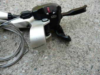 Shimano Deore 3x9 Dual Control páky - 3