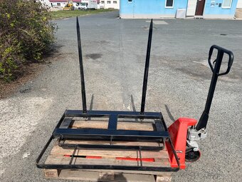 Vidle na balíky sena a slámy HHJM304E-354E - 3
