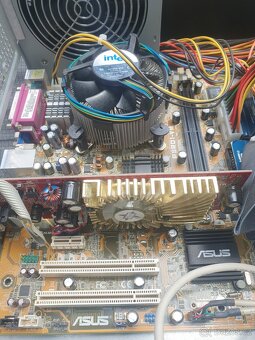 2 x Pc + monitor - 3