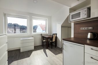 Pronájem garsonka (1+kk) Zlín - Vršava. - 3