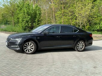 Škoda Superb 2.0 TDI 4x4 DSG Laurin & Klement - 3