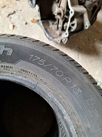 Pneu 175/70/13 - 3