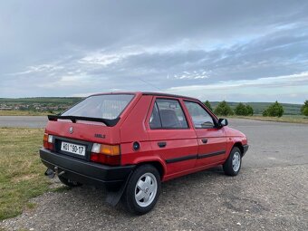 Škoda Favorit LS -první model - 3
