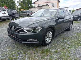 Volkswagen Passat, 110kw,APP,NAVI,r.2017,automat - 3