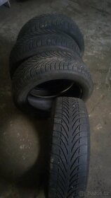 185/60 R15 - 3