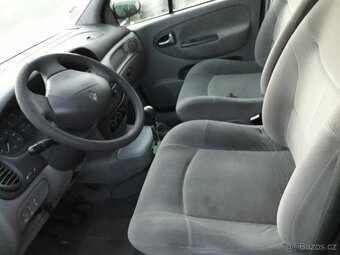 Renault Scenic 1.9 dCi 2003 a Scenic 1.9 dTi na ND - 3
