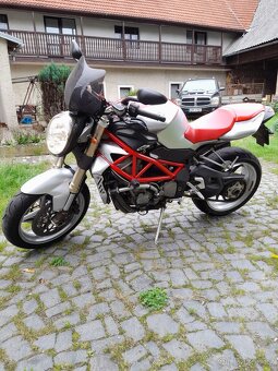 MV Agusta Brutale 910 - 3