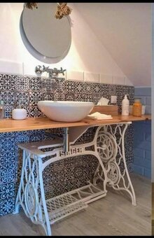 Handmade stůl z šicího stroje - 3