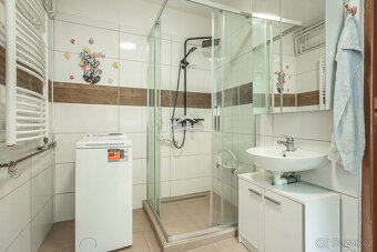 Rodinný dům 4+1 s pracovnou, garáží a zahradou – Jihlava - 3