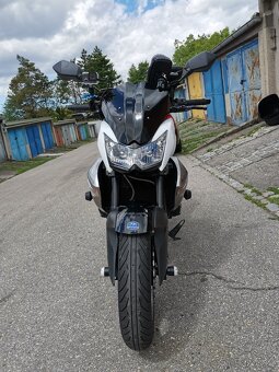 Kawasaki Z1000 - 3