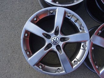 Alu disky Aluett na Škoda, VW, 17", 5x112, ET 35, šíře 7,5J - 3