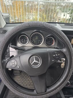 Prodam Mercedes GLK 320 4 MATIK - 3