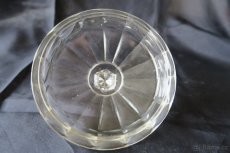 Víčko z broušeného skla - 3