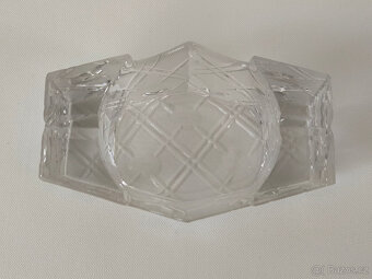 Popelník broušený - 3