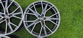 Originální alu kola Audi Sport Q8 SQ8 R22 - 3