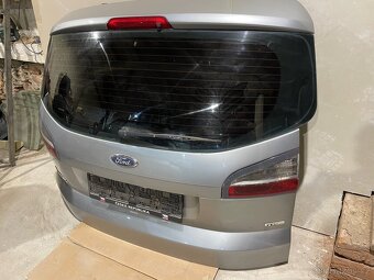 Ford S Max páté dveře - 3