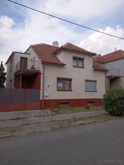 RD Lanžhot, velká zahrada, dvougenerační bydlení - 3