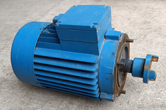 Elektromotor MEZ 1,5 kW 1410 ot./min. - 3