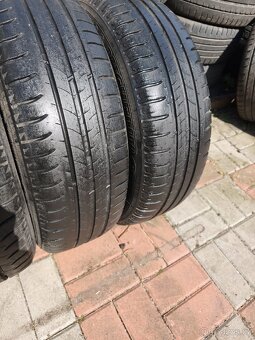15" SADA PNEU 185 65 15 6MM - 3