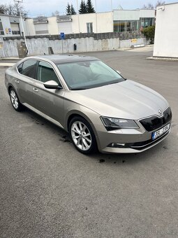 Škoda Superb 1,4 TSi, Style plus - 3