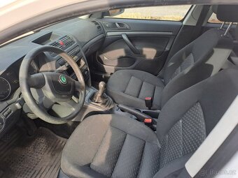 Škoda Octavia combi 1.6 mpi 165000 KM - 3