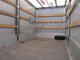 Renault Master 2.3 DCI 1.maj 10 palet spaní - 3