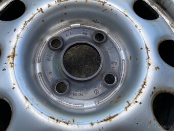 Plechové disky Volkswagen 4x100 r14 s pokličkami - 3