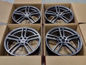 německá alu R3 WHEELS H01 8,5x20" 5x120 ET35 R20 - 3