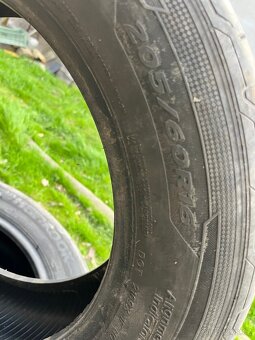 Letní pneu 205/60R16 - 3