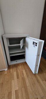 Skříňový trezor Wico - 3