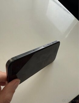 iPhone 15 Pro 128GB - 3