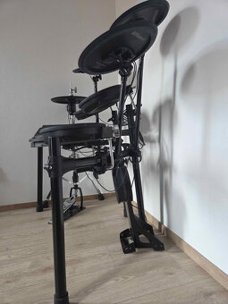 El. bicí Roland TD-17KVX včetně hihat stojanu - 3