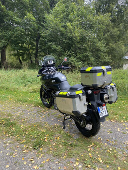 Suzuki DL 650A V-Strom - 3